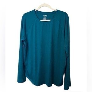 CLEARANCE NWOT Athletic Top, XXL Maternity